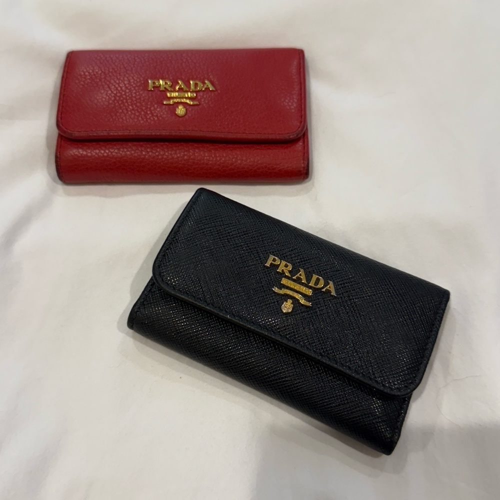 Prada Authentic Black Saffiano Leather Gold Key and Card Holder - Picture 9 of 9